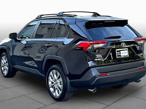 Used 2025 Toyota RAV4 XLE Premium FWD image 12