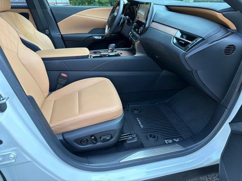 Used 2023 Lexus RX 350 Premium w/ Cold Area Package FWD image 13