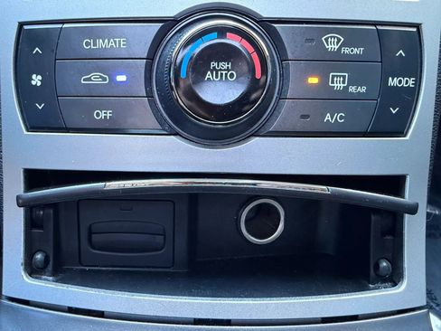 Used 2011 Hyundai Genesis 2.0T RWD image 17