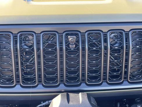 New 2025 Jeep Wrangler Unlimited Rubicon 392 image 4