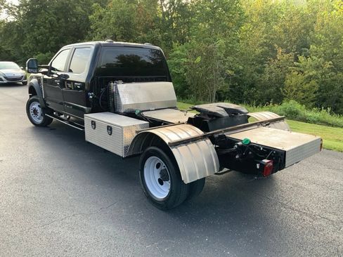 Used 2023 Ford F550 4x4 Crew Cab Super Duty image 8