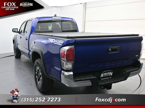 Used 2023 Toyota Tacoma TRD Off-Road AWD/4WD image 13