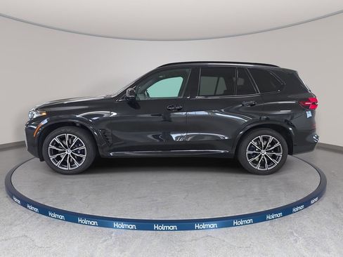 Used 2024 BMW X5 xDrive40i w/ M Sport Package AWD/4WD image 11
