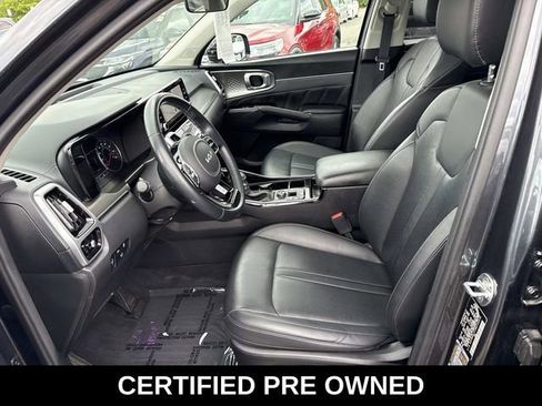 Used 2022 Kia Sorento SX AWD/4WD image 11