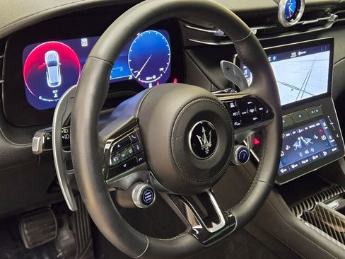 Certified 2023 Maserati Grecale Modena AWD/4WD image 36