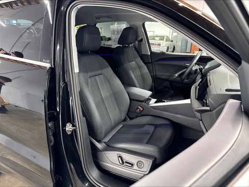 Used 2025 Audi Q5 Premium w/ Convenience Package AWD/4WD image 10