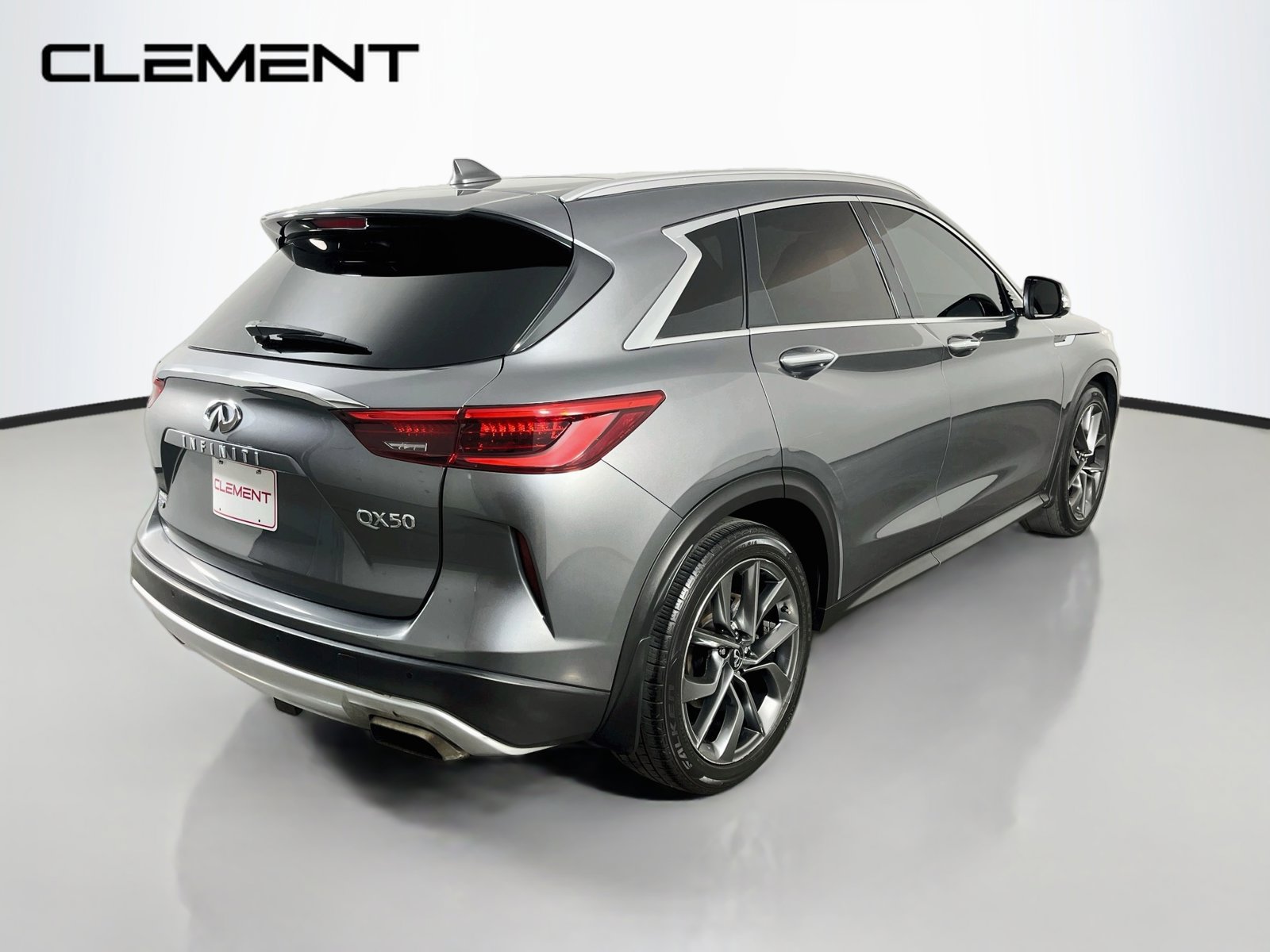 Used 2021 INFINITI QX50 Autograph w/ Premium White Leather Package AWD/4WD image 6
