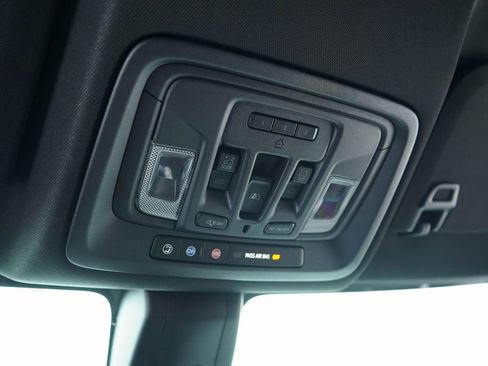 Used 2020 GMC Sierra 1500 AT4 w/ AT4 Premium Package image 37