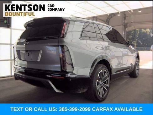 Used 2026 Cadillac Vistiq Sport AWD/4WD image 2