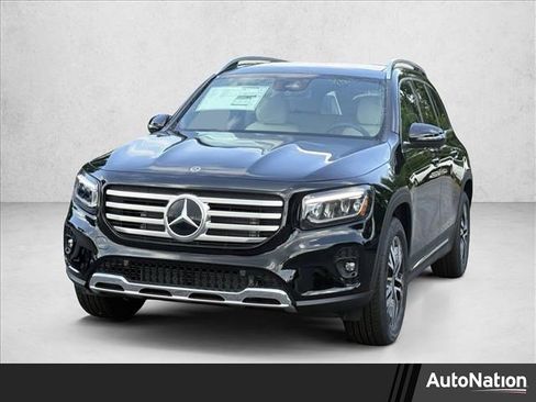 New 2025 Mercedes-Benz GLB 250 image 1