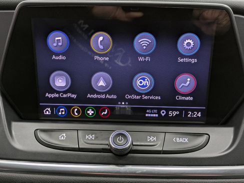 Used 2022 Chevrolet Blazer LT image 9