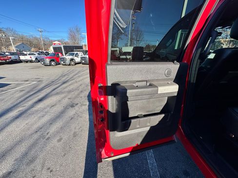 Used 2014 Ford F350 Lariat w/ Lariat Interior Package image 41