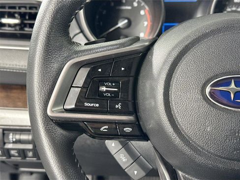 Used 2018 Subaru Outback 2.5i Limited image 18