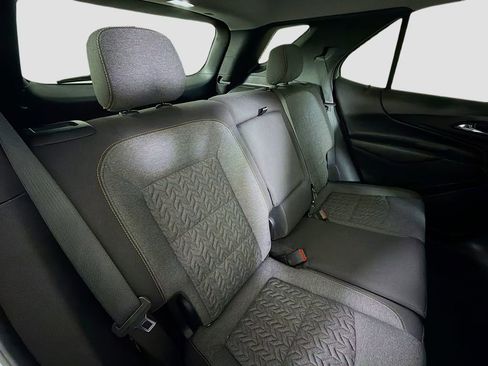 Used 2024 Chevrolet Equinox LT image 28