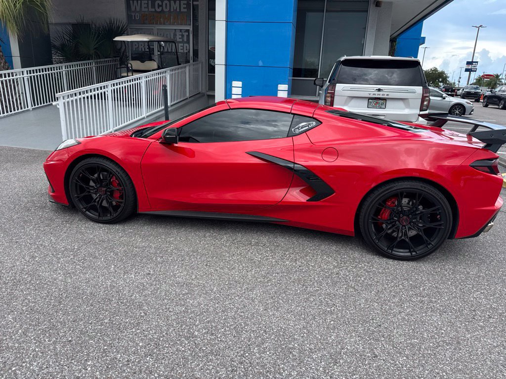 Used 2022 Chevrolet Corvette Stingray Premium Cpe w/ Z51 Performance Package RWD image 7