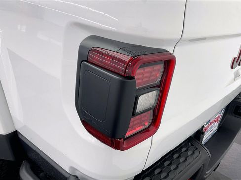 New 2026 Jeep Gladiator Rubicon image 16