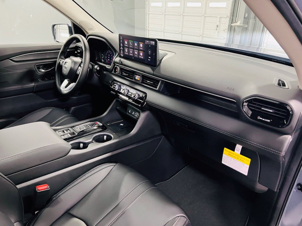 New 2026 Honda Pilot Touring image 40