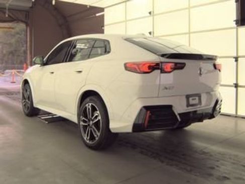 Used 2026 BMW X2 xDrive28i image 10