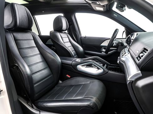 Used 2020 Mercedes-Benz GLS 580 4MATIC image 8