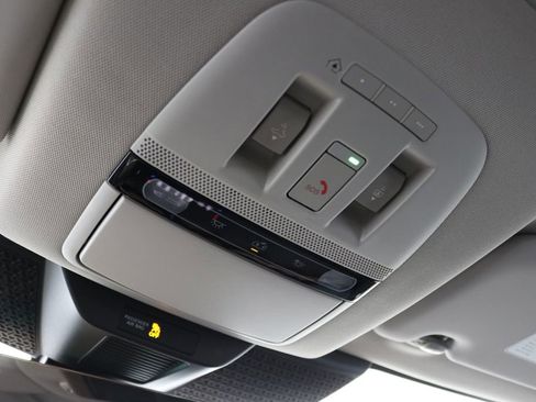 Used 2024 Nissan Ariya AWD image 50