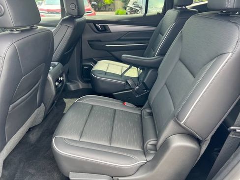 Certified 2026 Buick Enclave Sport Touring AWD/4WD image 21
