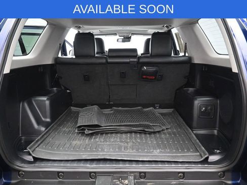 Used 2024 Toyota 4Runner Limited AWD/4WD image 32