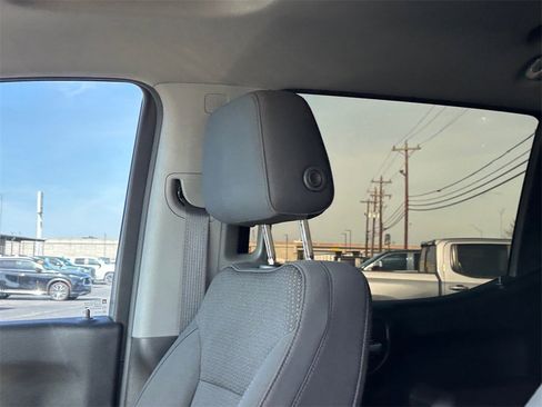 Used 2021 Chevrolet Silverado 1500 Custom image 11