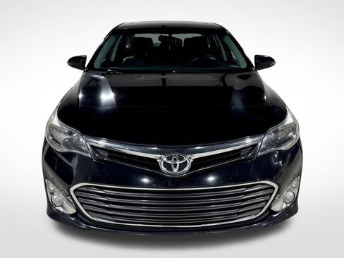 Used 2014 Toyota Avalon XLE image 12