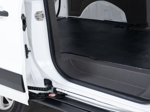 Used 2023 Ford Transit Connect XL FWD image 18