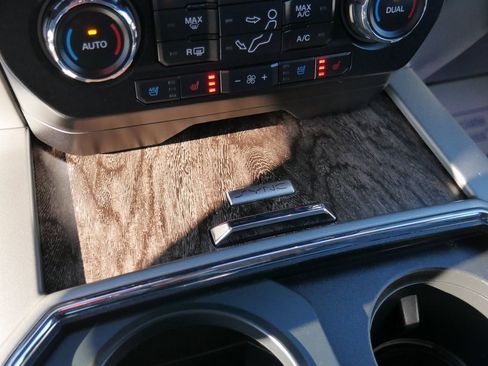 Used 2018 Ford F350 Lariat w/ Lariat Ultimate Package image 34