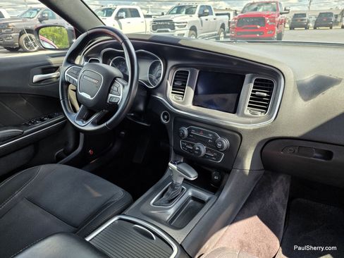 Used 2017 Dodge Charger SXT w/ Rallye Group AWD/4WD image 9