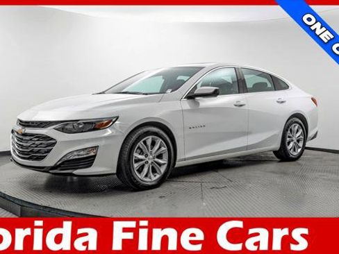 Used 2024 Chevrolet Malibu LT FWD image 1
