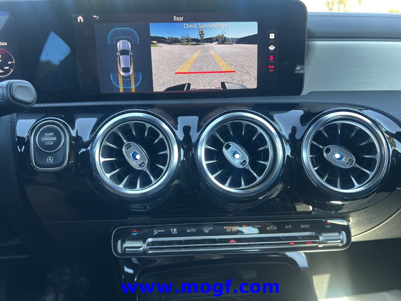 Used 2025 Mercedes-Benz CLA 250 4MATIC image 8