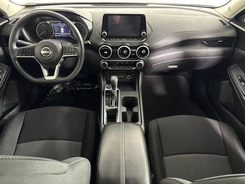 Used 2025 Nissan Sentra SV FWD image 13