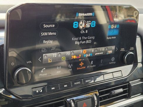 Used 2022 Nissan Pathfinder SL w/ SL Premium Package image 17