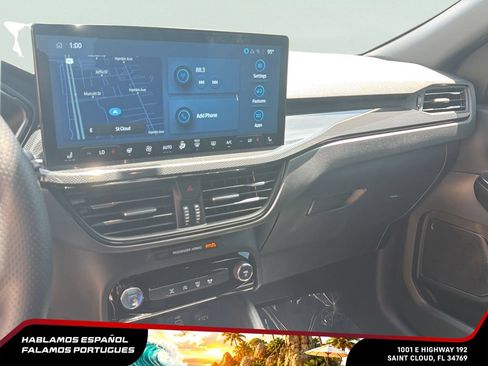 Used 2025 Ford Escape ST-Line w/ Tech Pack #1 FWD image 18
