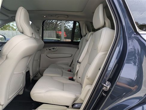 New 2026 Volvo XC90 T8 Ultra w/ Protection Package Premier image 16