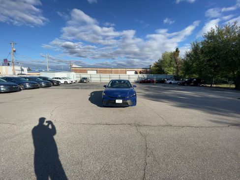 Used 2025 Toyota Camry LE image 15