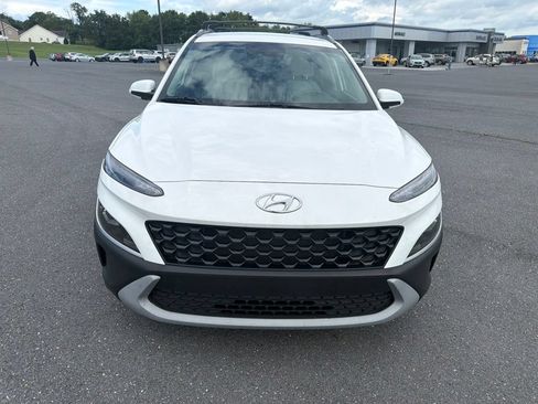 Used 2023 Hyundai Kona SEL AWD/4WD image 2