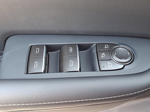 New 2026 Buick Enclave Avenir w/ Super Cruise Package FWD image 11