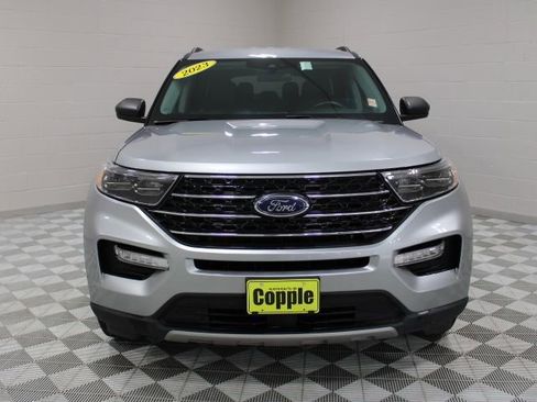 Used 2023 Ford Explorer XLT w/ Equipment Group 202A image 6