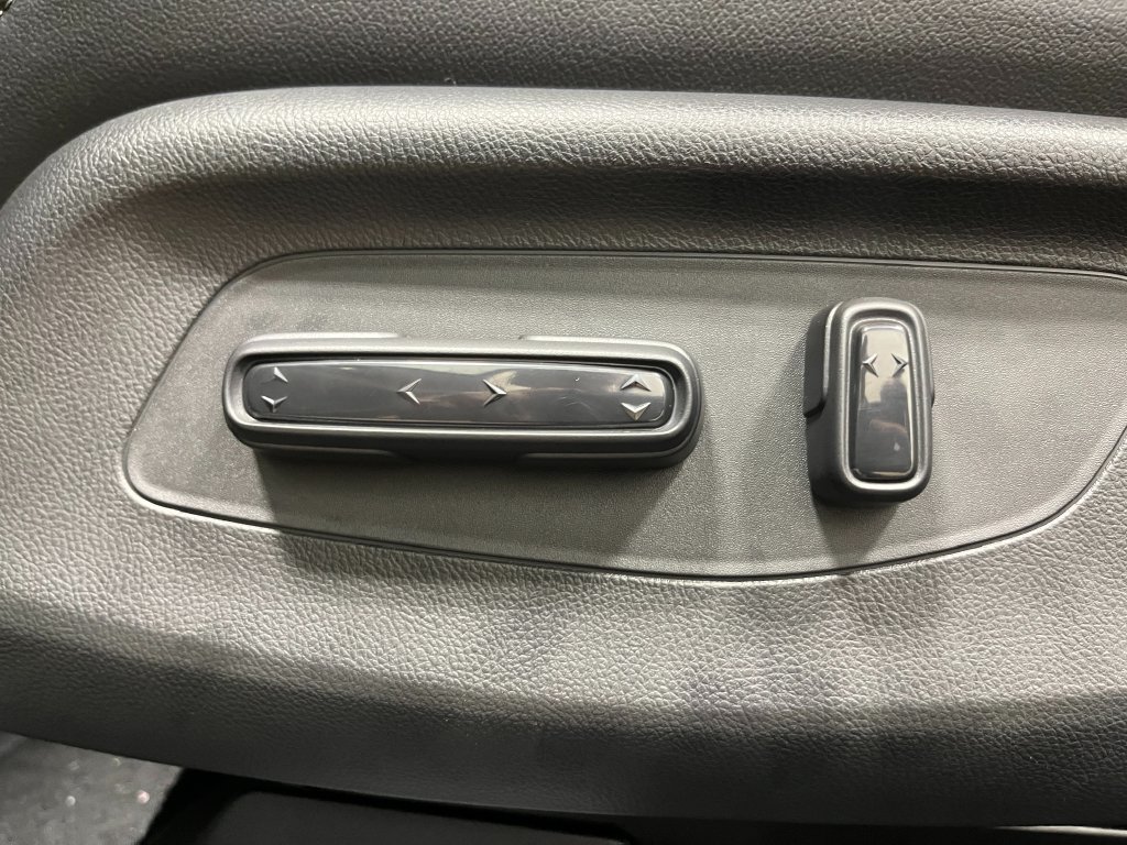 New 2027 Honda HR-V EX-L image 13