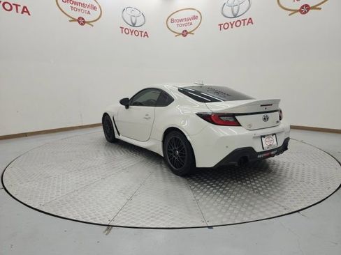 Used 2023 Toyota GR86 Premium RWD image 6