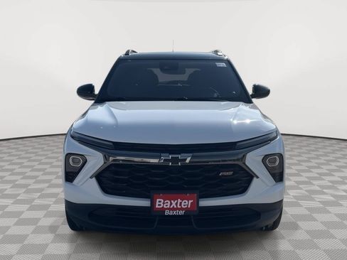 Used 2024 Chevrolet TrailBlazer RS w/ Convenience Package AWD/4WD image 3