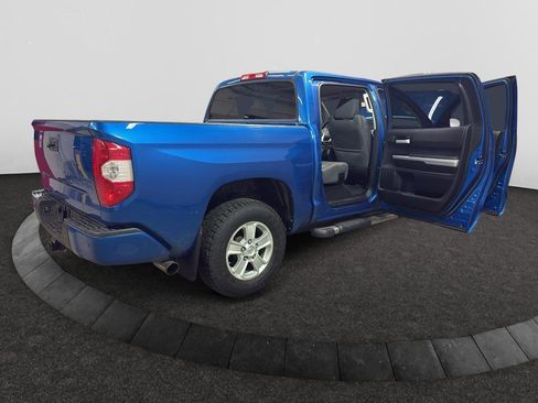 Used 2017 Toyota Tundra SR5 w/ SR5 Upgrade Package image 12