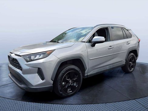 Used 2020 Toyota RAV4 LE w/ All Weather Liner Package AWD/4WD image 2