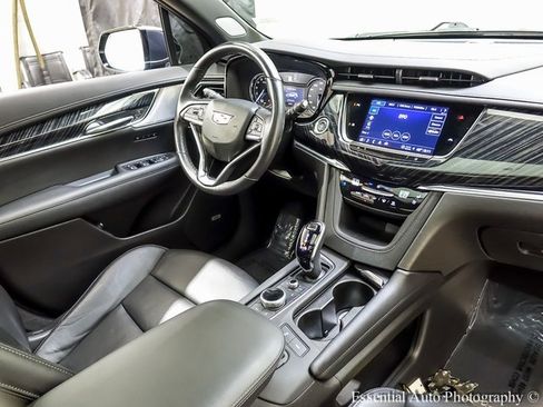 Certified 2023 Cadillac XT6 Premium Luxury image 27