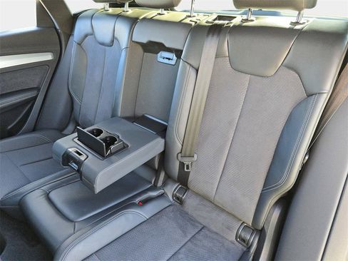 Certified 2023 Audi Q5 e Premium Plus w/ Premium Plus Package image 14