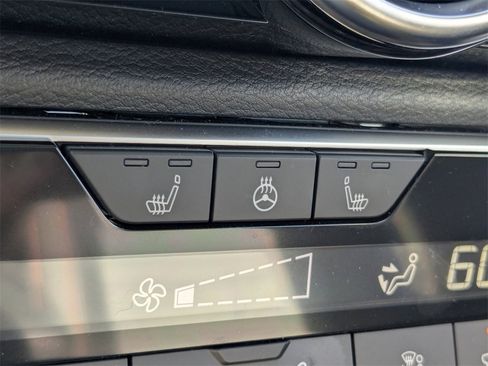 Used 2025 Nissan Sentra SR w/ SR Premium Package image 19