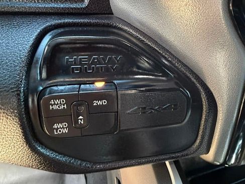 Used 2024 RAM 3500 Big Horn w/ Sport Appearance Package AWD/4WD image 12